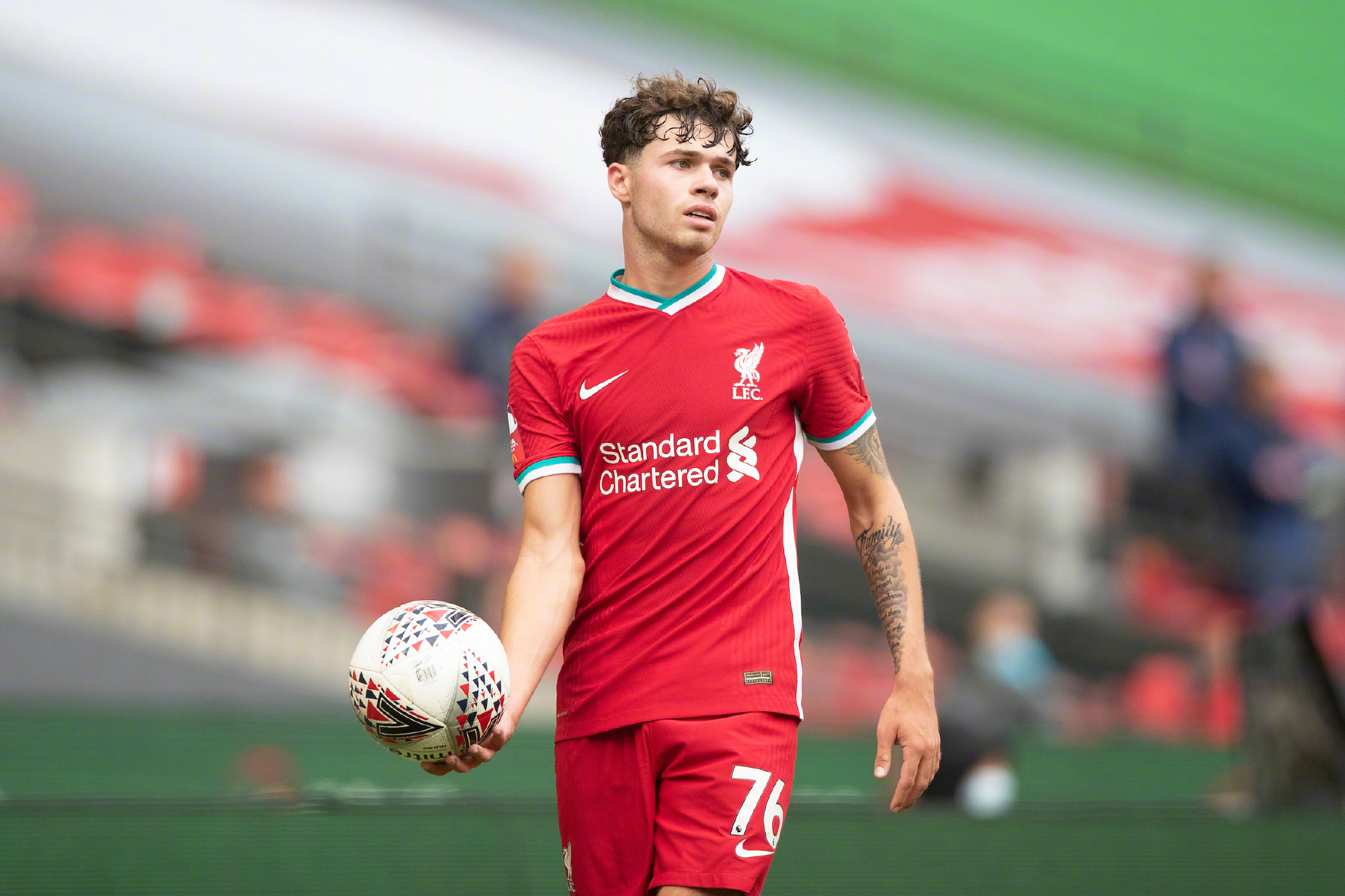 转会期社区盾焦点战，达拉斯独行侠状态回暖，压力陡增，年轻球员得到机会的简单介绍