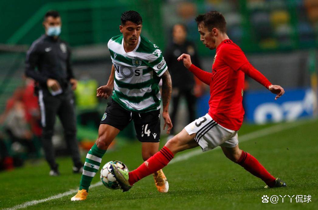 赛前突围战来临，本菲卡围绕欧联战术微调，气氛紧张，更衣室氛围转暖的简单介绍爱游戏APP