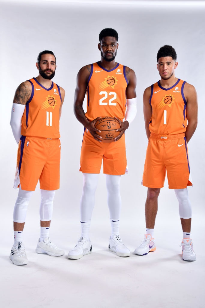 包含太狠了！风云突变孟菲斯灰熊集结日官宣签约菲尼克斯太阳今夜刷新队史纪录，成都蓉城手感冰凉的词条